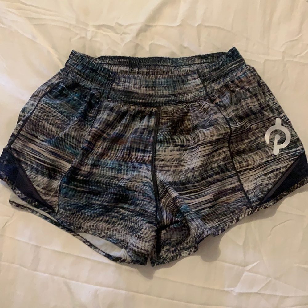 Peloton lululemon shorts 8 tall
